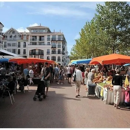 Appartement Centre - Beau Studio Cabine - 4/5 Personnes - Refait A Neuf 1 Arcachon